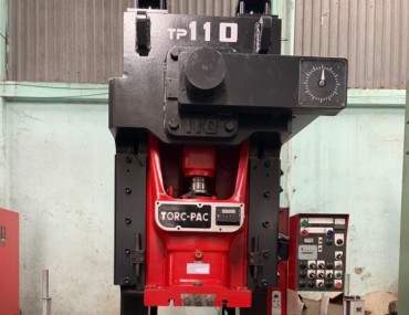 AMADA 110 TON